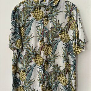 Denim & Flower Ricky Singh Aloha Print Pineapple Button Down Short Sleeve Shirt